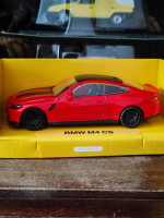 BMW M4 CS